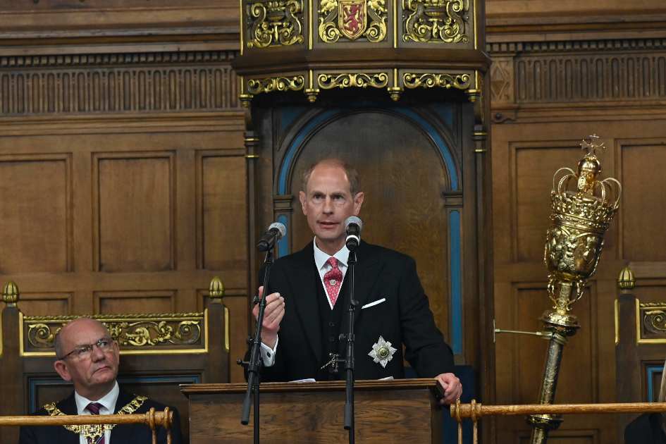 The Duke of Edinburgh, representing the King at the General Assembly, thanked Church of Scotland chaplains for supporting the royal family after the Queen's death. He also wished the Church well in continuing to be a positive force nationally. churchofscotland.org.uk/news-and-event… #GA2024