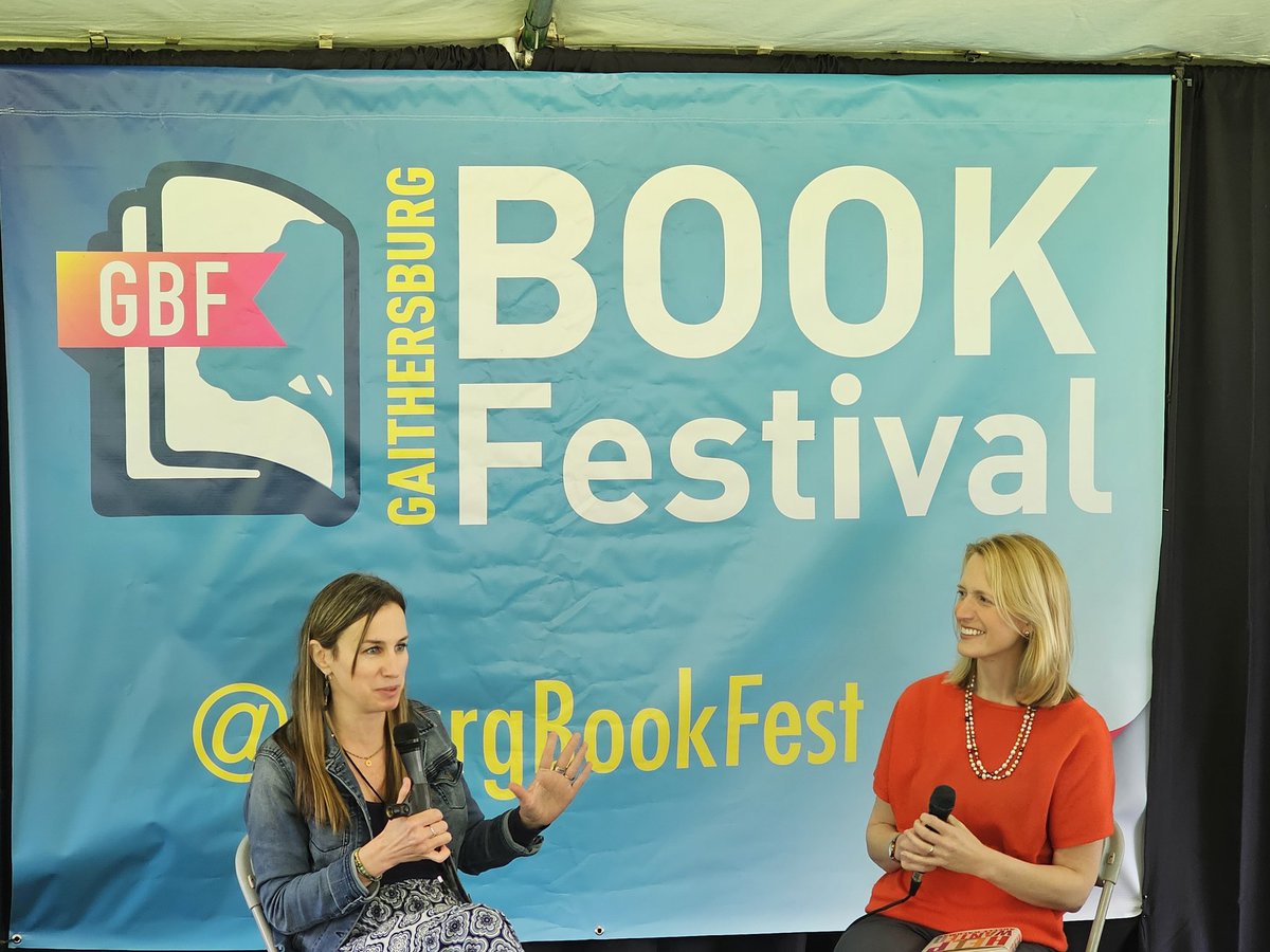 The @GburgBookFest is featuring top-notch authors as well as political and community leaders like our fabulous Comptroller, @BrookeELierman! Come on over to Bohrer Park for this free family event until 6pm. #GBF