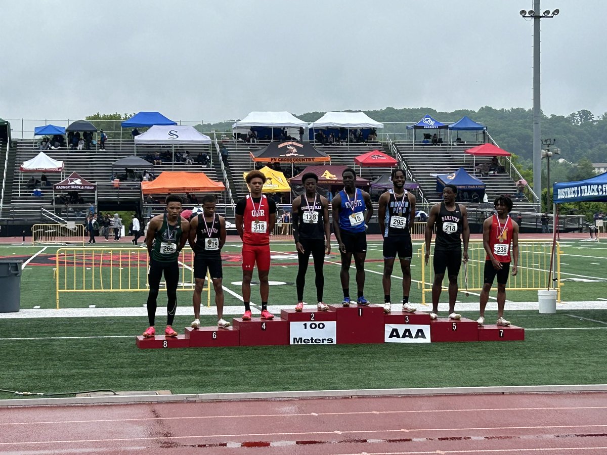 Matt Gregory punches his ticket to the PIAA State Championship with his 4th place finish in the 100m dash and time of 10.89!