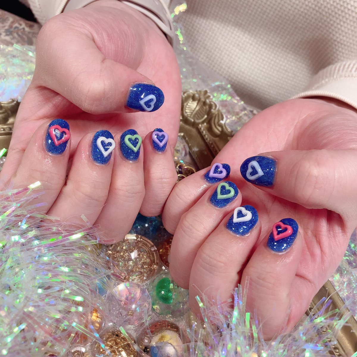 ✝️charlemネイル✝️ 　　💙いろいろハートネイル💙 色んなハートが選べるハート定額ネイル✨ 担当:ゆず🍊(@yuz_nail_babe) ご予約はホットペッパーからお願いします✨ beauty.hotpepper.jp/kr/slnH0004815…