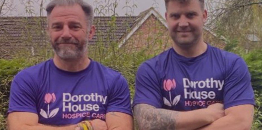 SUPPORT PHIL &amp; MOOSE 

Could you run 100 miles in 3 days? Well these two lads will be! They will be raising money for Dorothy House Hospice Care. Please donate any money you can to help get them over the finish line! 

Good luck gentlemen! ❤️🖤

justgiving.com/page/stockley-…