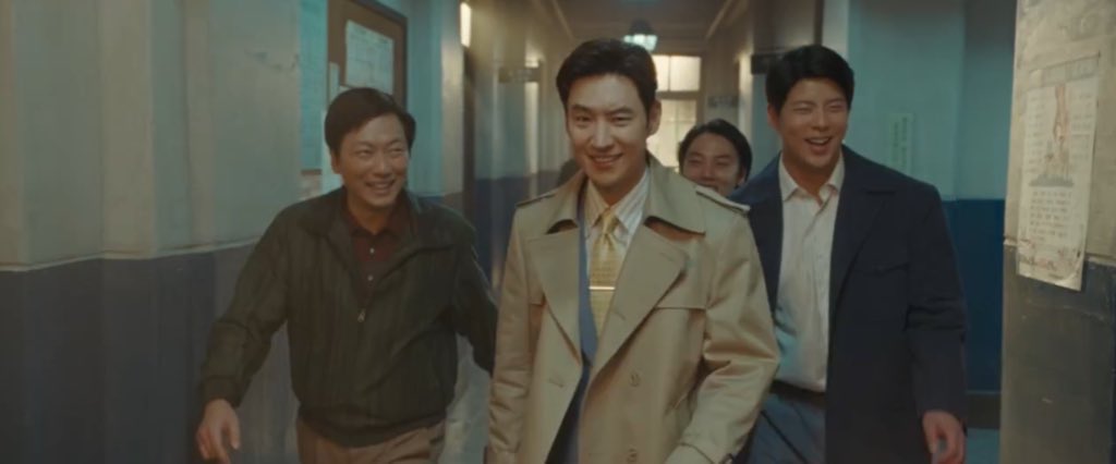 The finale of #ChiefDetective1958 was fast-paced, adrenaline-filled, and absolutely satisfying! What a ride! The door is left open for another season 🤞. #LeeJehoon brought a lot of charm and righteousness to the role. #LeeDongHwi #SeoEunsoo #ChoiWoosung #ChiefDetective1958Ep10