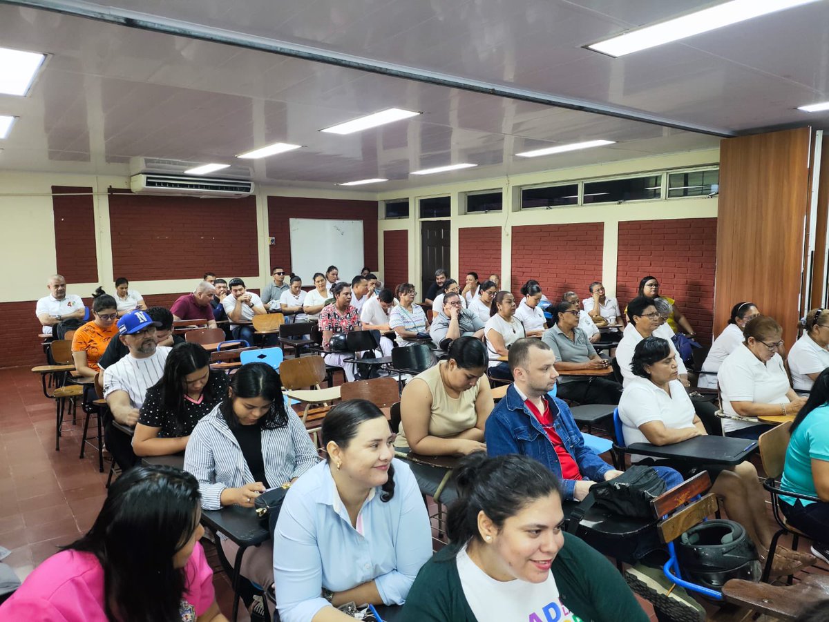 #SoberaniayDignidadNacional ❤️🖤
Conmemoramos 129 aniversario del natalicio de nuestro General de Hombres y Mujeres Libres, Augusto C. Sandino.  

Asamblea sandinista de nuestra #UvMarcosSomarriba #LeónRevolución