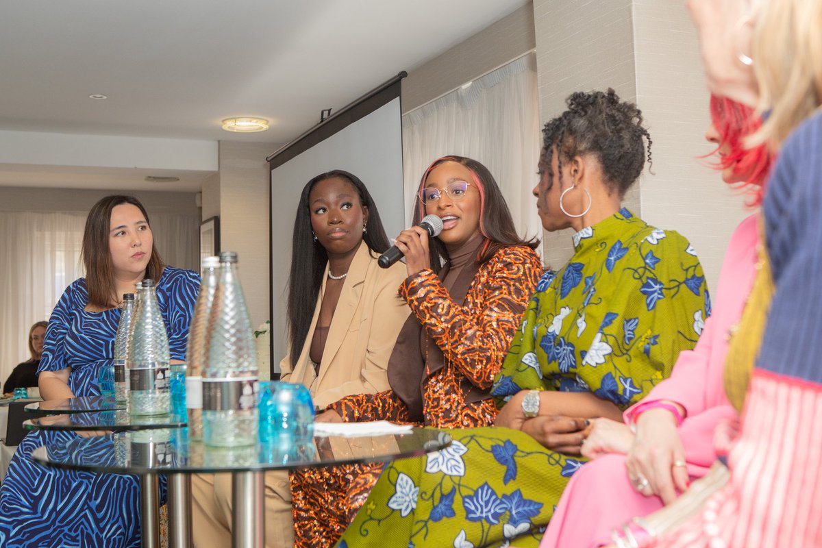 I love speaking and sharing my mistakes so other women can learn from them and avoid the same silly pitfalls! Thank you for having me @Ttall @tessysbrunches 🧡🎤🕊️ Every lesson learned is an opportunity to help someone else succeed ✨