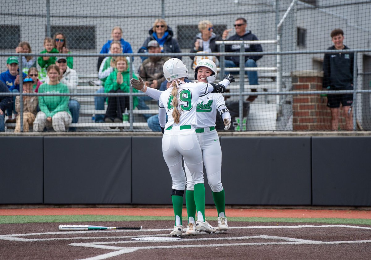 Marshall Softball tweet media