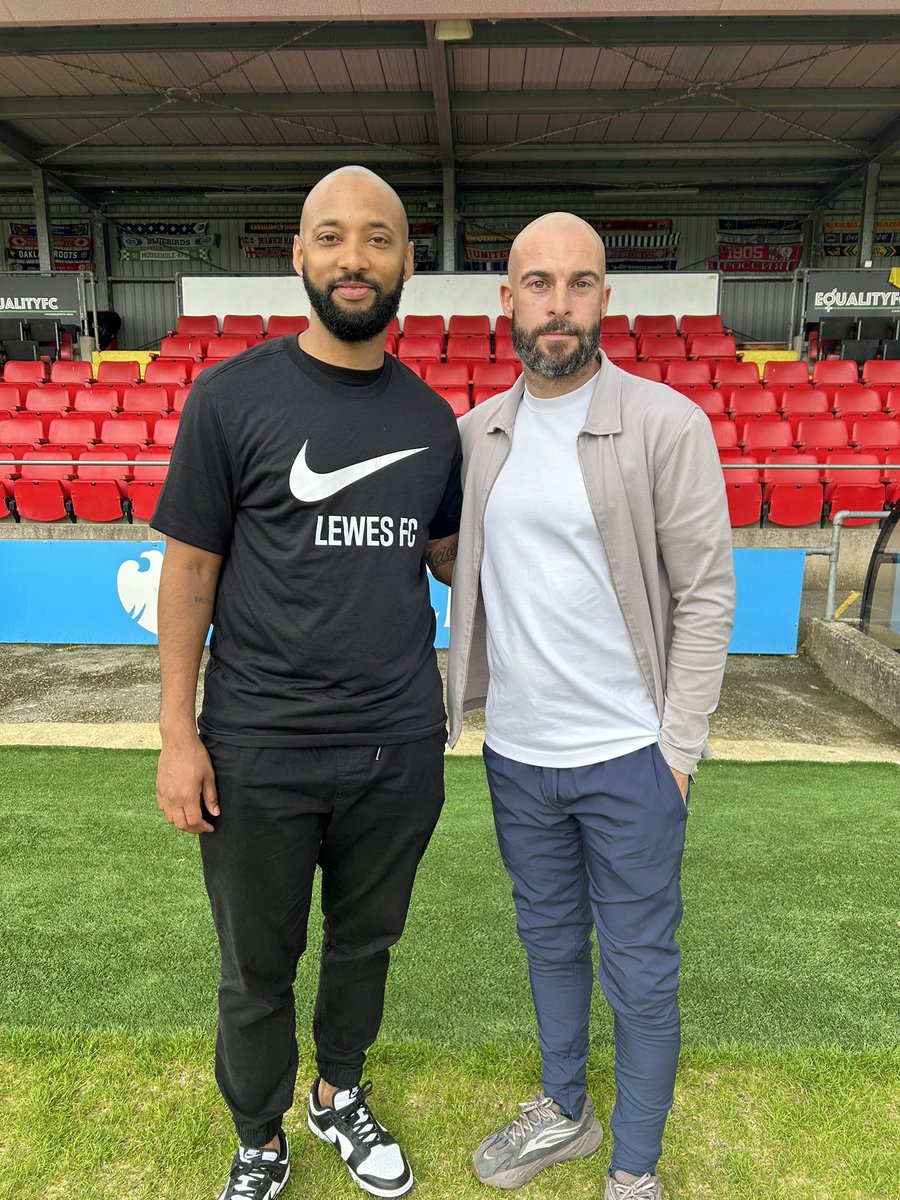 sawyer_frankie's tweet image. Buzzing to be joining @pittsthecoach on this journey.
Can’t wait to get going @LewesFCMen 🔴⚫️