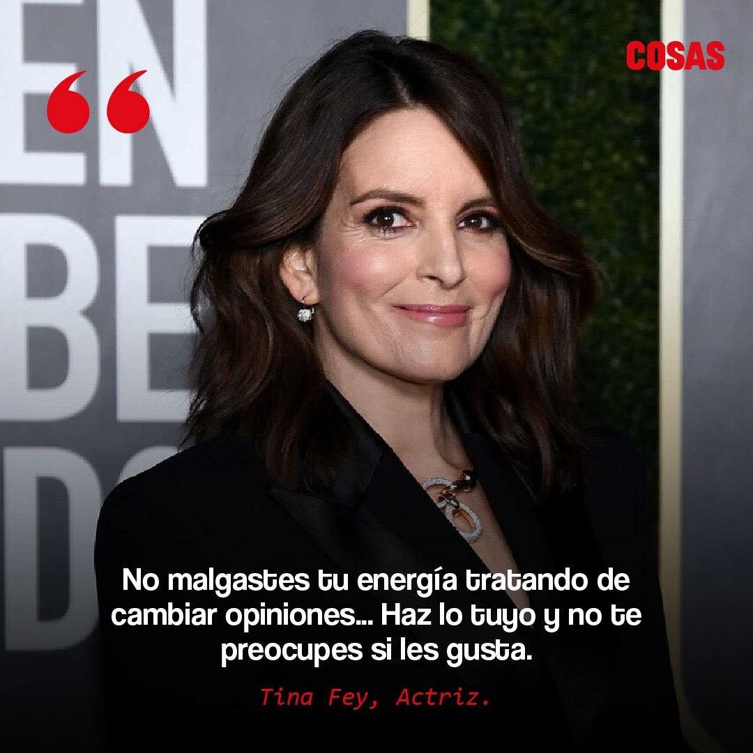 #FelizSábado | ¡Exacto! 💪🌟 ¡Hazlo a tu manera! No pierdas tiempo intentando cambiar opiniones, ¡concéntrate en brillar con lo que haces! ✨😊

#FraseDelDía #TinaFey