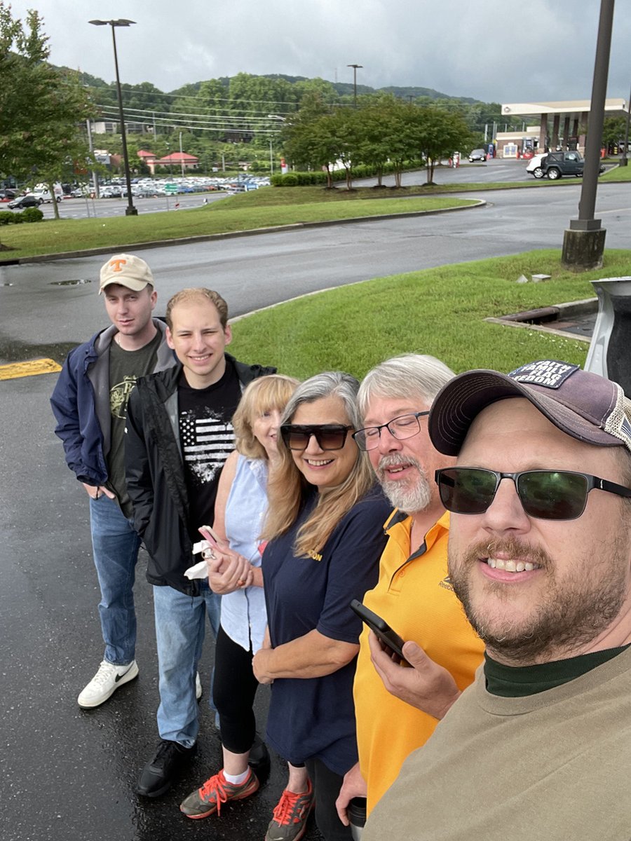 Team TN out with AFP-ACTION today talking to FREEDOM loving Tennesseans about the future.