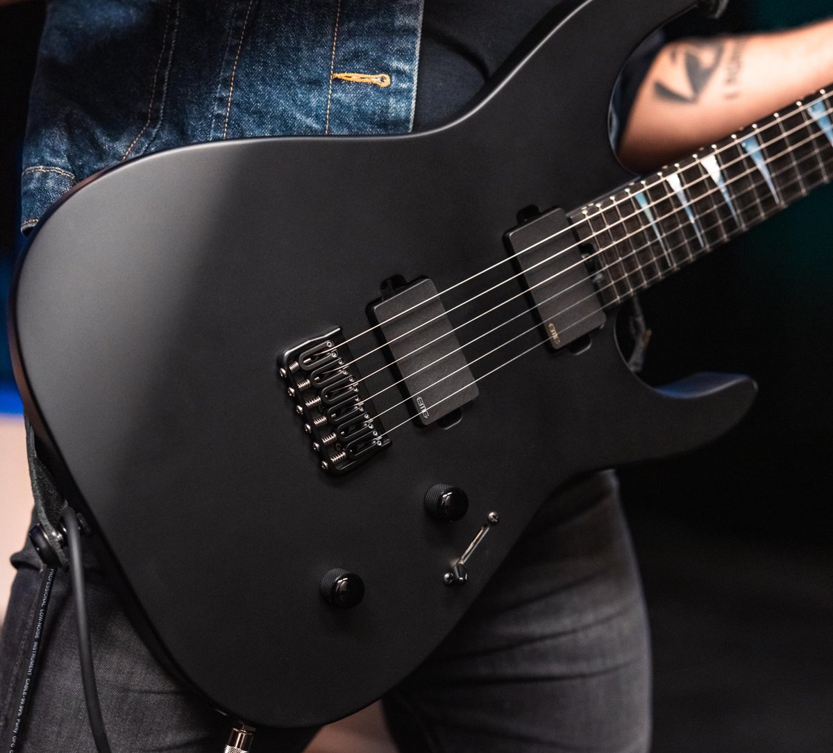 The American Series Soloist SL2MG is equipped with EMG 81 and 85 pickups, delivering powerful yet clear tones ideal for modern metal. See more: bit.ly/45426Fr