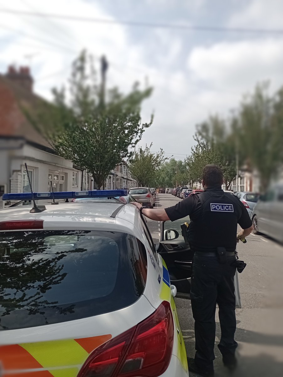 🚓 Westcotes officer update 🚓 Assisted neighbouring teams with ASB issues Hotspot patrols across the beat Local business meeting to tackle ongoing shop theft / begging issues 2x arrests for warrants Jumped on the radio for 999 calls across the city #westcotes #oneteam