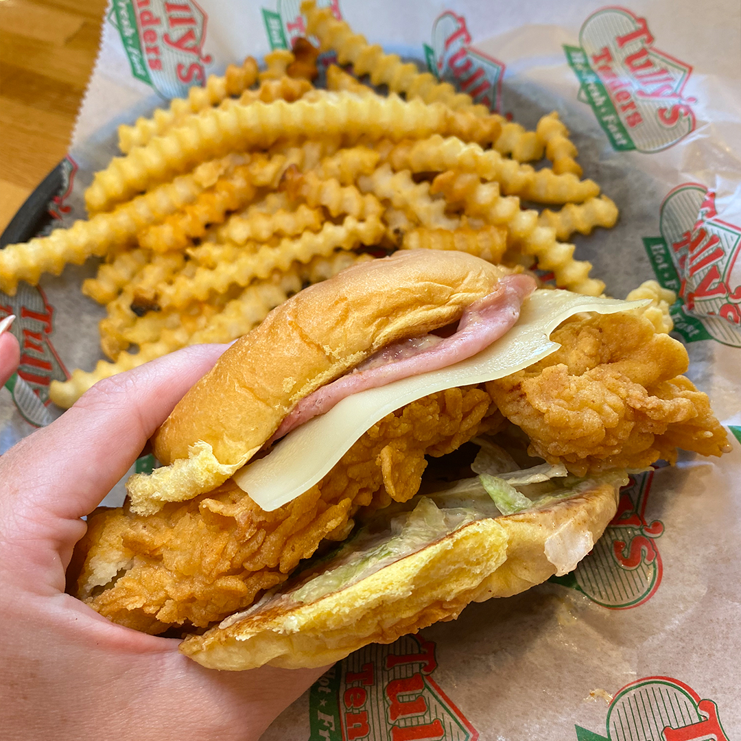If you haven’t tried our Chicken Cordon Bleu Sandwich yet….what are you waiting for?!?
.
.
.
.
#tullystenders #chickentenders #chickencordonbleu #oswegony #tenders #eatlocal