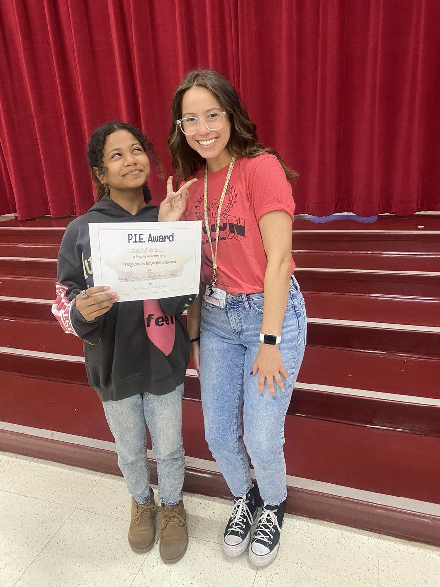 Kara Kowalk tweet media