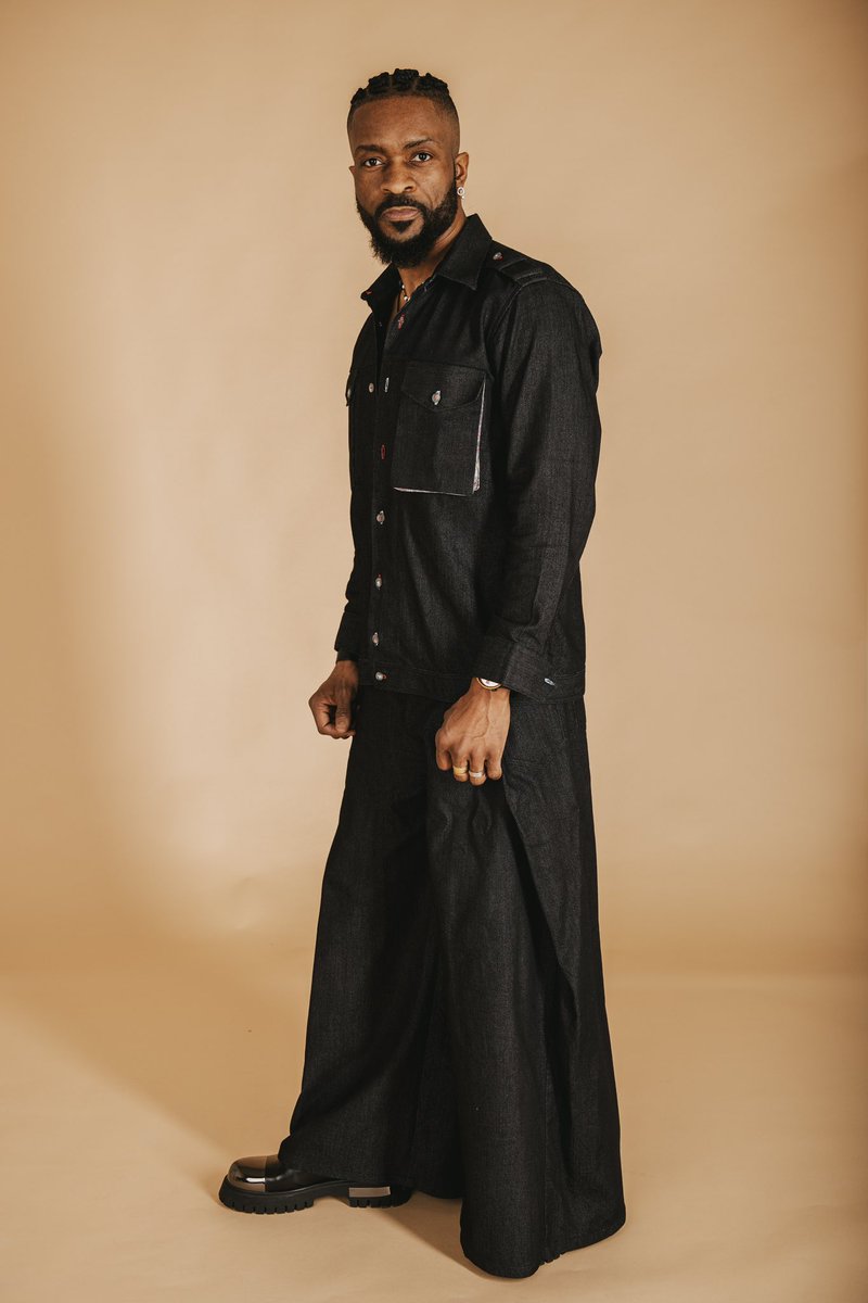 iamjoelegacy's tweet image. “Success is not something you chase; it’s something you attract by the person you become.” #jimrohn  

Joe Legacy
📸 @noemitirro 
🧵✂️ @edjohnglobal  

#joelegacy #pictureoftheday #afro #personalgrowth #successstory