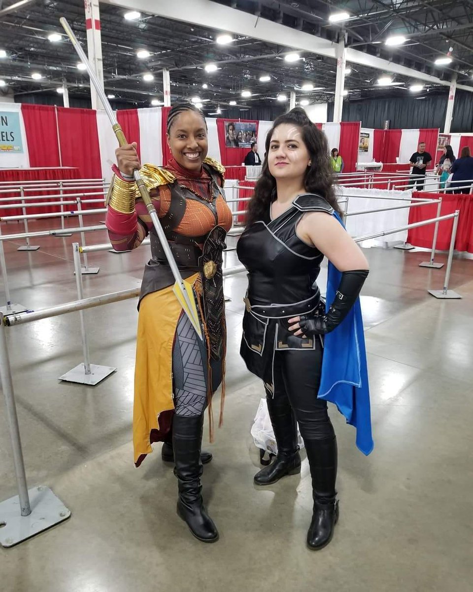 highbeamtf's tweet image. To those who get to attend Motor City Comic Con this weekend, have all the fun! Have a few pics of some of my fav looks from past years! #motorcitycomiccon #mccc #cosplay #lucifer #cobrakai #transformers #valkyrie