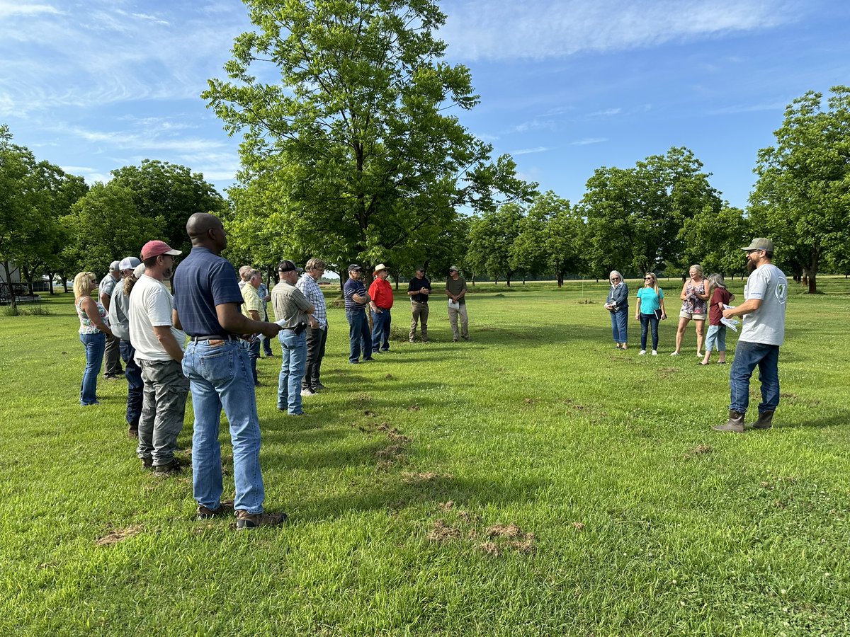 PecanTri's tweet photo. The farm tour is going well.  We've visited 3 farms and have one more to go. https://t.co/CcuDxx2Pq5