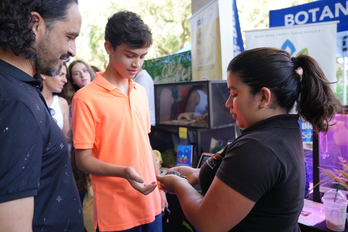 Grateful for today’s incredible turnout at the Parent Choice Expo hosted at #MDCKendall! Together, let’s celebrate why @miamischools is the ultimate choice for our students’ bright futures! #yourbestchoicemdcps