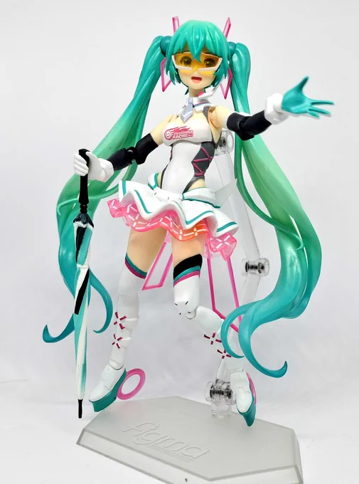 レーシングミク2021エッチすぎん!? 