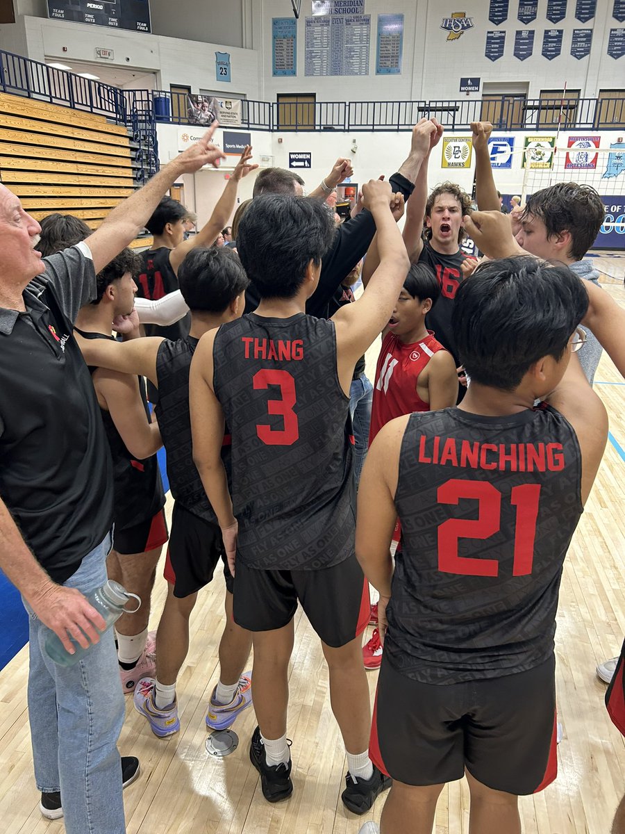 Cards win the regional semifinal and advance play at 5 pm tonight for the regional championship! #elite8 Go Cards! @IBVCAvb @ihsaavb @SHS_Cardinals @perrytwpschools @Spt_athletics