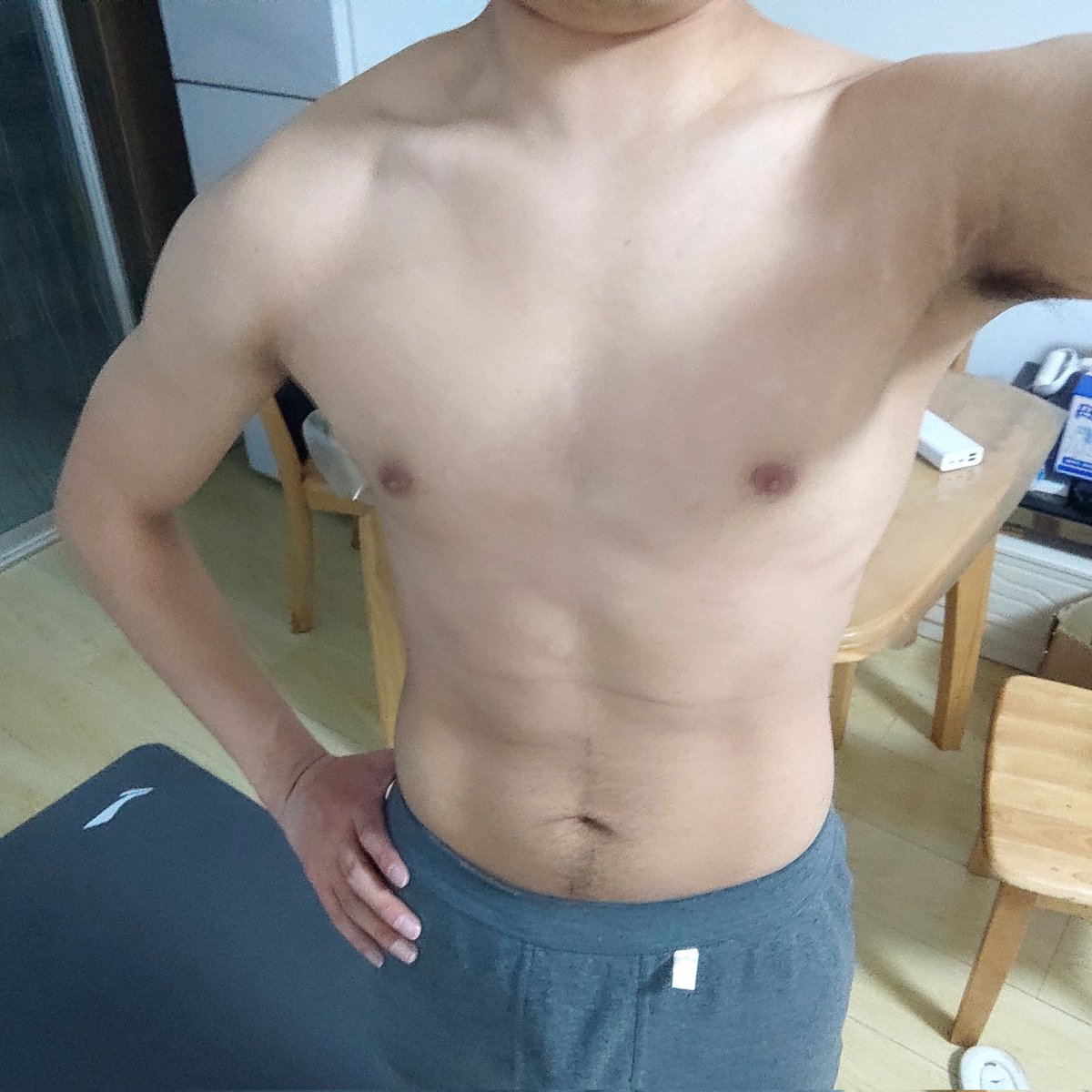 疯狂抽插
#夫妻 #单男 #优质单男