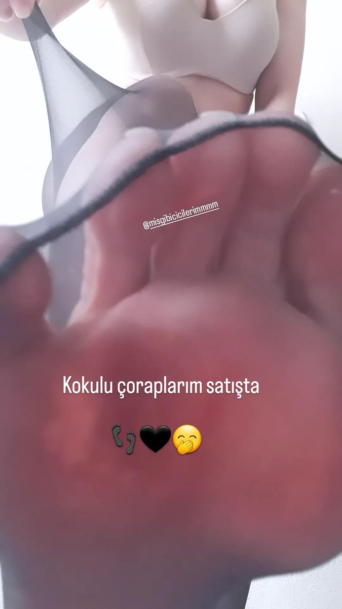 Kokulu kirli naylon çoraplarımı istersen sana özel giyip gönderiyorum 🧦💦👣🐕🤭👅💰 #naylonçorap #fetish #fetiş #kirliiççamaşırı #kokuluiçgiyim #çorap #köle #finansalköle #sahibe #mistres
