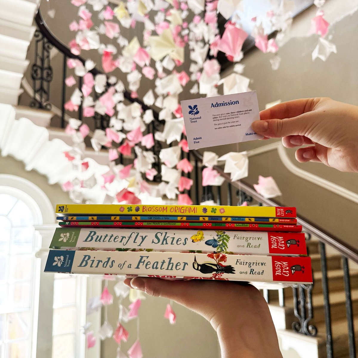 Nosy Crow (@nosycrow) on Twitter photo ✨🌸SPRING GIVEAWAY🌸✨
To celebrate the season of spring, we're giving away a <a href="/nationaltrust/">National Trust</a> book bundle AND a <a href="/nationaltrust/">National Trust</a> card that permits a family of five into all National Trust locations for a whole year to 1 lucky winner!
Follow, like & RT to enter! UK only, ends 27/5 ✨🌸SPRING GIVEAWAY🌸✨
To celebrate the season of spring, we're giving away a <a href="/nationaltrust/">National Trust</a> book bundle AND a <a href="/nationaltrust/">National Trust</a> card that permits a family of five into all National Trust locations for a whole year to 1 lucky winner!
Follow, like & RT to enter! UK only, ends 27/5