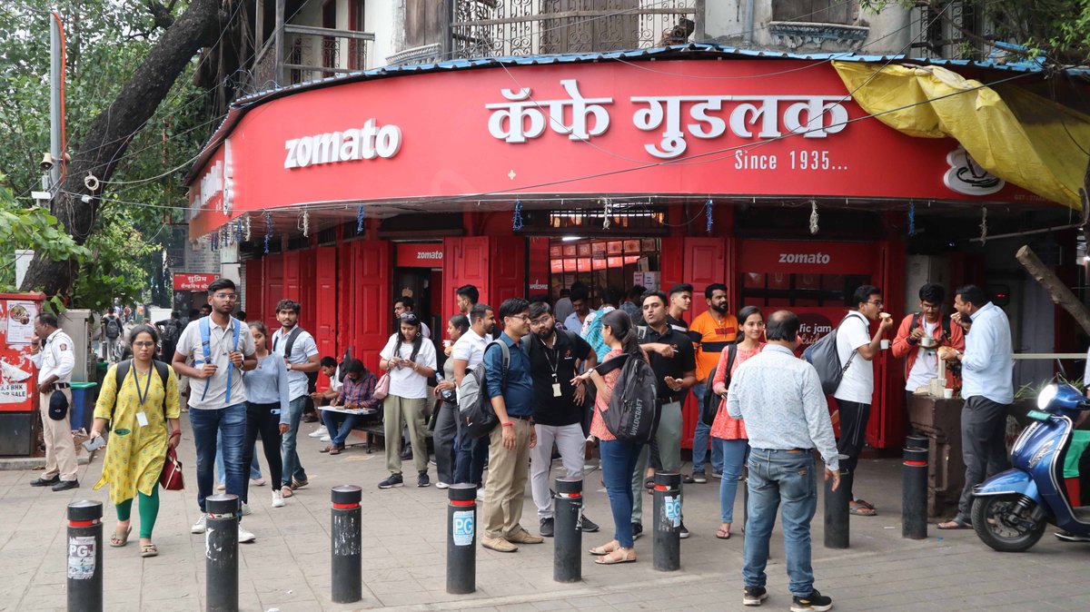 fpjindia's tweet photo. In Pictures: Pune's Iconic Cafe Goodluck Gets Its Classic Red Hue Back
#Pune #PuneSpecial #CafeGoodluck #Photos
https://t.co/bIkHXIkhac https://t.co/77Y7TIIzT6