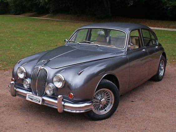 Jaguar Mk 2 #Caterday #classiccar 🚗