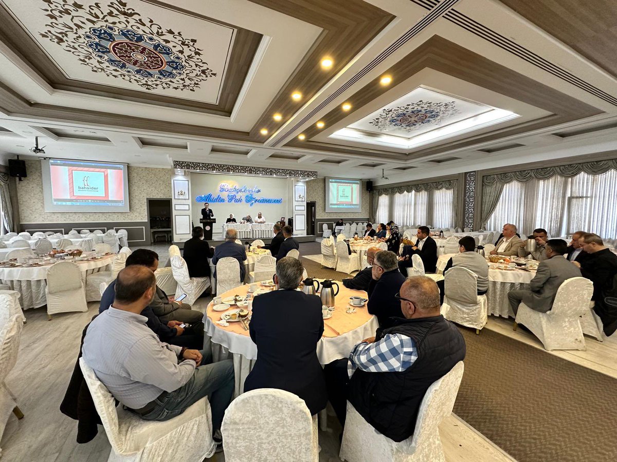 Bahçelievler BADSİDER Derneği'nin Danışma Divanına Sn. Emin Çıkrıkçı başkanlığında yapılan toplantıya katılım sağladık.

Bahsider Derneği ve yönetimine çalışmalarında başarılar diliyorum.
