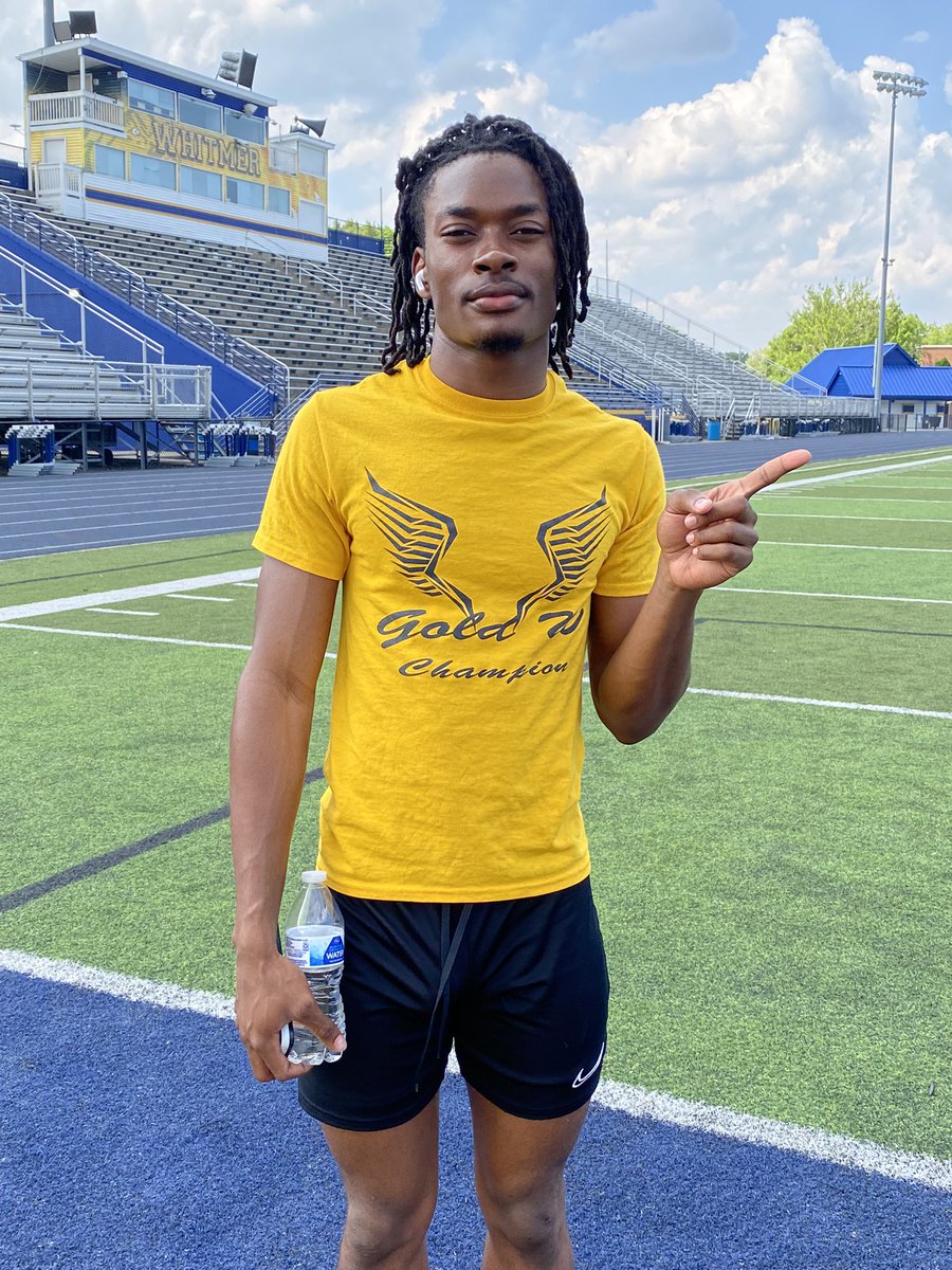 Alijah Shabazz is the 2024 District Champion in the 200 meter dash!