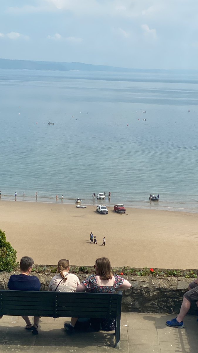 Absolute scenes in Tenby as someone obviously did not realise that the tide comes in 😂 They did get it out with a tractor eventually 🤣