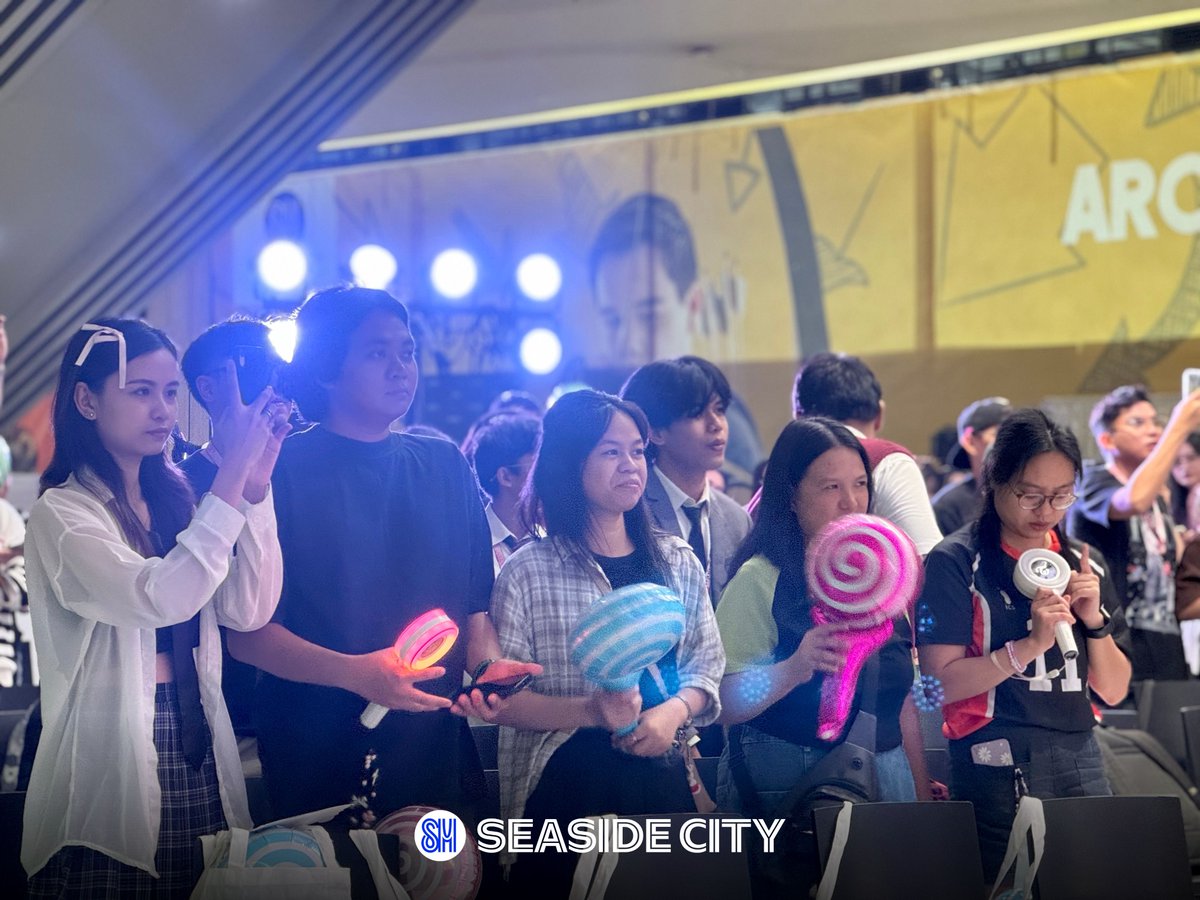 SMSeasideCebu's tweet photo. LOOK: Tdoong High students had a blast at their School Meal Club Day during the Seaside Assembly at the Lower Ground Level, Cube Wing today!
See you at the next #SeasideAssembly, #SMFam!
#EverythingsHereAtSM https://t.co/3l3jKTTnP7