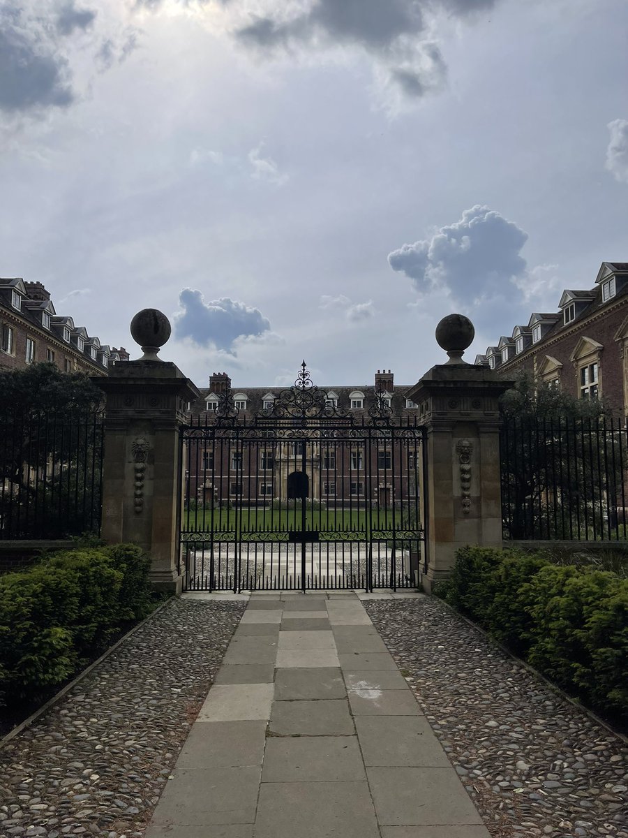 MarcOzawa's tweet photo. Great to be back in Cambridge for talks on energy policy! Catching up with colleagues and feeling like a student again. @EnergyCambridge @eprgcambridge https://t.co/q6lavcCv2K
