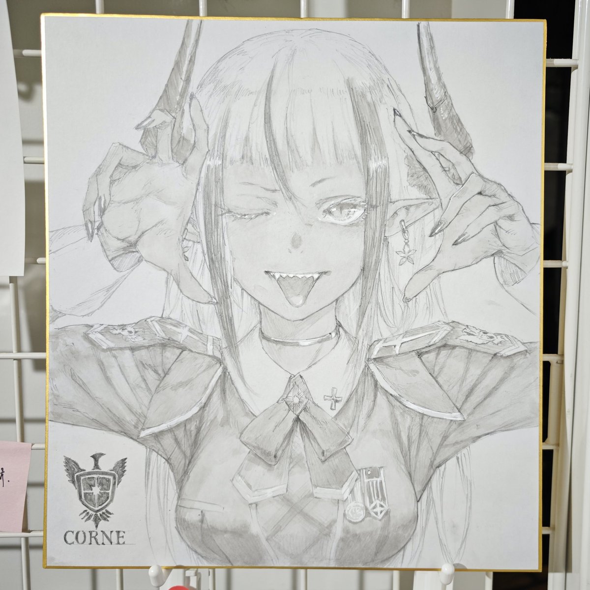 shiru's tweet photo. 3人の褐色娘の色紙のトーン処理できました。画材は色々検討した結果、墨汁を3段階に薄めたトーンで着色。鉛筆画と上手く馴染んでくれたように思います。
色紙オークション、多くの入札ありがとうございました!
#REDBOX #GIRLSFROMHELL https://t.co/Qlwnga9Vnu