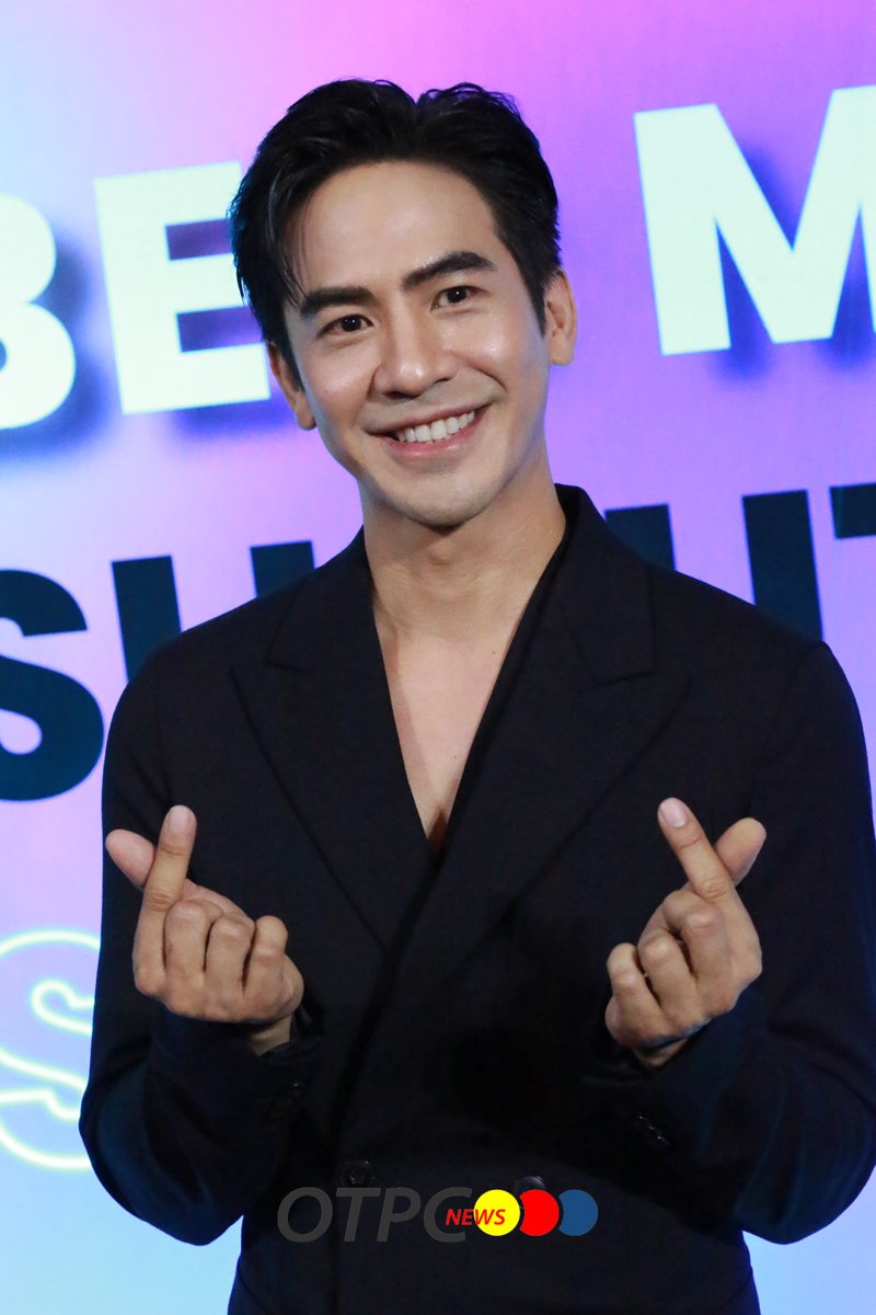 otpcnews's tweet photo. "โป๊ป ธนวรรธน์" ร่วมขบวน Red​ Carpet Party ในงานแถลงข่าวเปิดค่ายเพลง "BEC MUSIC" พร้อมการเปิดตัวศิลปินกลุ่มแรก

#popezaap #โป๊ปธนวรรธน์
​#BECMUSIC #BECMusicShowcase https://t.co/XjLrjlj5tu