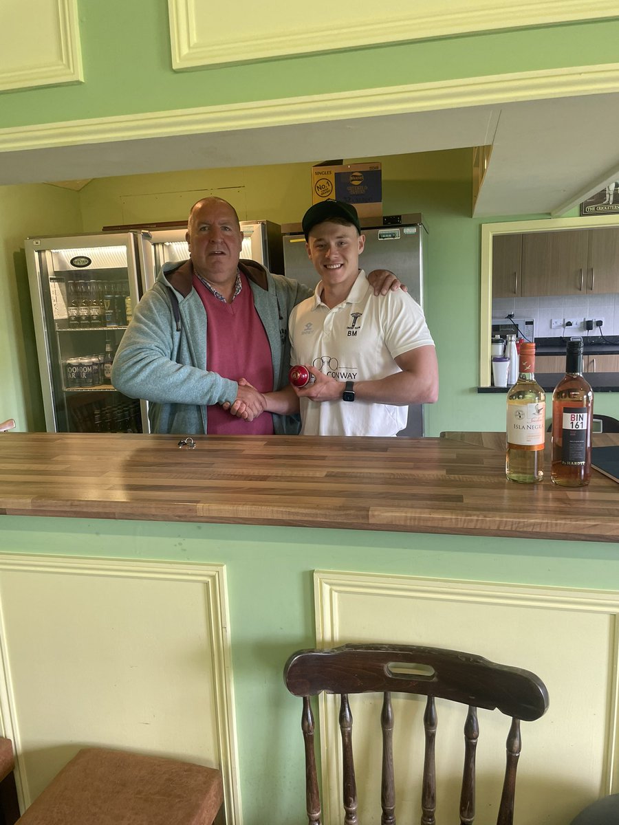 Today’s match ball sponsor is Hoss Annakin.
Hoss has had many years of association, with Swaffham CC and upon his retirement from running Swaffham conservative club, he was approached to run the bar for the club. Our bar is open match days from 1-00pm🍺🏏