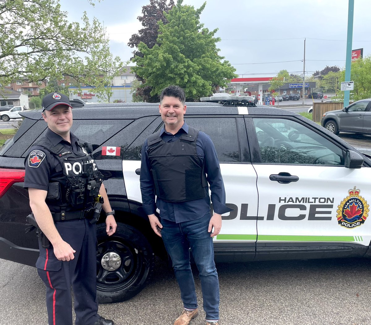 As #NationalPoliceWeek comes to an end, I want to express heartfelt thanks to #HamOnt Police & RCMP for all you do to ensure our safety & security. Thank you Cst Burgess of @HamiltonPolice for taking me on a ride-along to see firsthand the situations officers deal with daily.