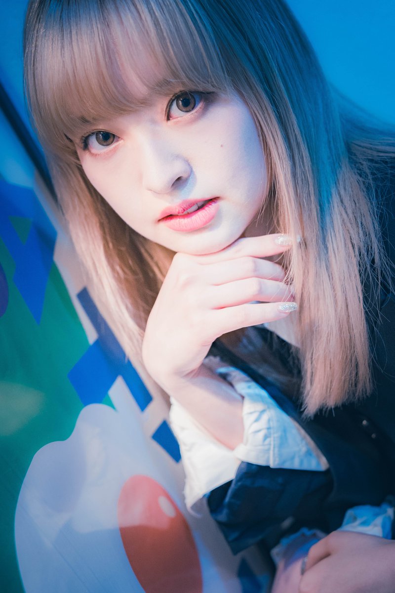 ymofamily's tweet photo. 写真撮らせてもらった。ゆうりちゃん,顔のつくりが完璧すぎる。
#裕梨 #YUURI #유우리 大名 #OFFOFF https://t.co/XhxuPBirPm