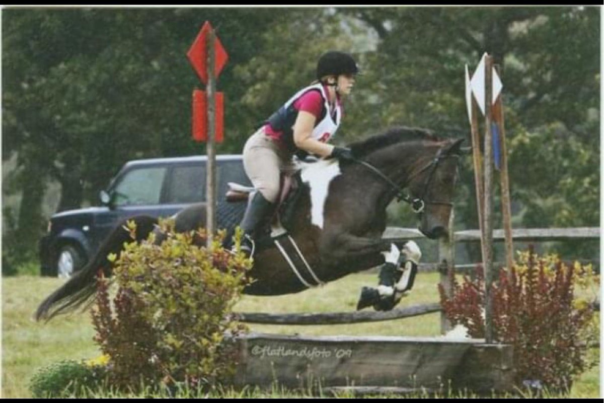 TheRealJKaplan's tweet photo. As I head into my first event in 15! years tomorrow, I went through some old pics and found this from {what I think} was my last event in 2009.

I’m nervously excited for the precision of dressage, the fun of stadium and the exhilaration of cross country. #eventer #xchorse https://t.co/bDxa8Qduu7