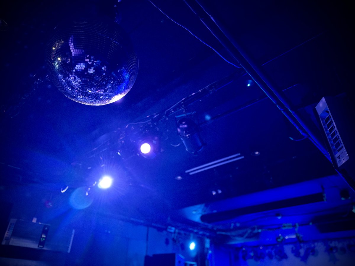 tshmsondr's tweet image. ERA 22nd ANNIVERSARY Oaiko pre．
「つどう」
Shimokitazawa ERA
#Enfants
#yetiletyounotice
#sidenerds
#downt

downtとyeti好きな曲演奏してくれたし最高だった。
他のバンドも良かった。