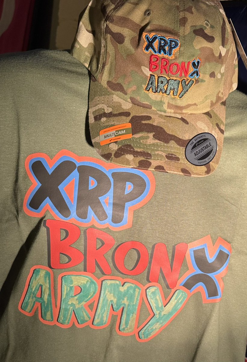 JimmyVoid1's tweet image. 💯XRPBRONXBULLS✊🏻#XRPLV🙌🏻
new gear Jake💪🏻got ya pal #❌L
#XRPBRONXARMY🫡