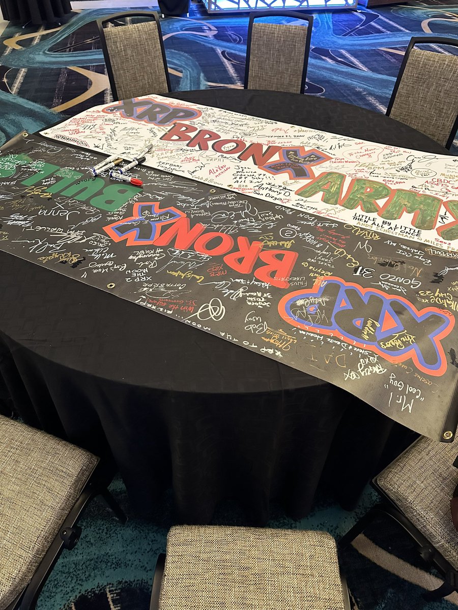 JimmyVoid1's tweet image. 💯XRPBRONXBULLS✊🏻#XRPLV🙌🏻
new gear Jake💪🏻got ya pal #❌L
#XRPBRONXARMY🫡