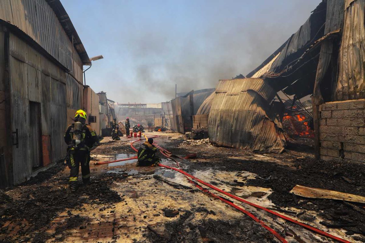 The Civil Defence has evacuated 16 people from a scrapyard in the Southern Governorate, after a fire broke out in the waste facility early this morning. No one was injured in the blaze. According to the Interior Ministry, Civil Defence fire fighters arrived at the scene within