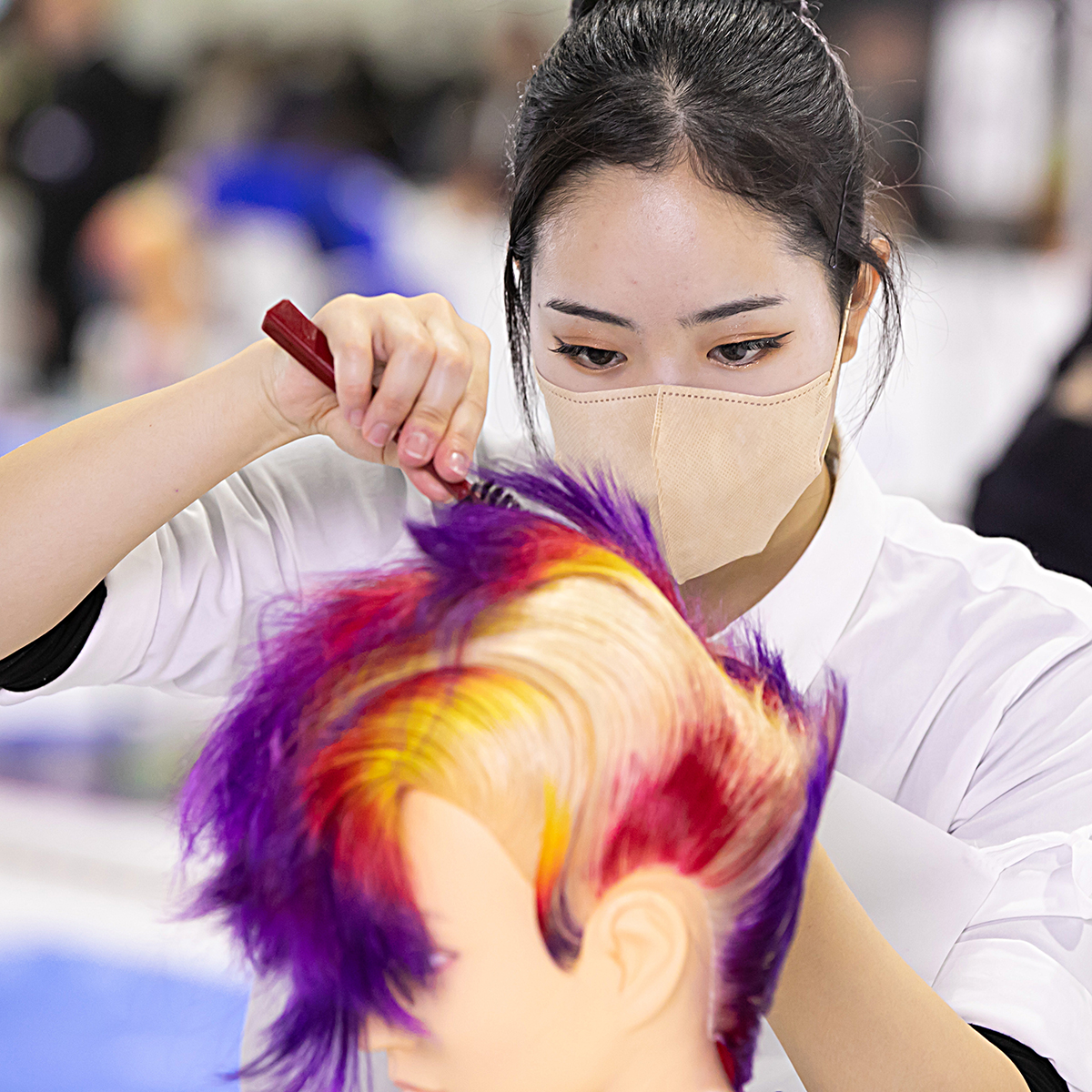 技能五輪全国大会「美容」職種！ ポイント② ヘアスタイルを完成させるためにはたくさんの技術が必要ですが、それ以上にお客様に心からご満足していただくことが大切な仕事 #WorldSkills #WorldSkillsJapan #技能五輪全国大会 #NationalSkills #美容 #Hairdressing