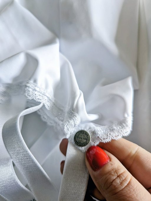 Comment d&eacute;marrer un week-end de bonne humeur ? En recevant des cadeaux ! Des nouveaux portes jarretelles<a href="/tag/cervinaddict"class="tags"><span>#cervinaddict</span></a>