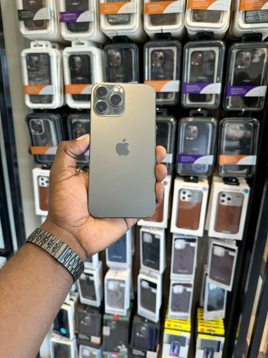 iPhone 13 pro max 128gb | 86% Tsh. 1,450,000 Official iPhone ☎️0752-992667