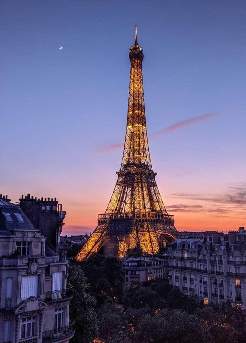 Sunsets in Paris 🌞🇫🇷