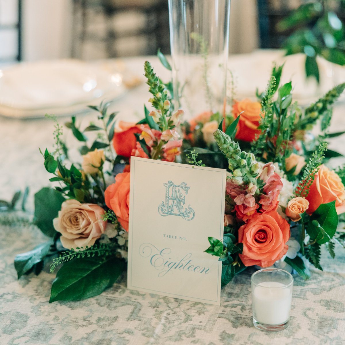 GCKnoxville's tweet photo. It's all in the details...we loved getting to work with @ema7ee on all of her printed pieces for her gorgeous wedding day! 💕
��: @jennifer.crook.photography
#graphiccreations #knoxvilletn #supportsmall #printlocal https://t.co/msJkzReiST
