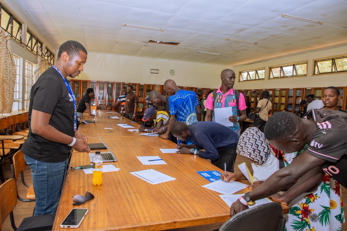 The 9th season of the Stanbic National Schools Championship has kicked off! Students and teachers from various schools are arriving at Gayaza High School for an intensive 5-day boot camp focusing on innovation and entrepreneurship.