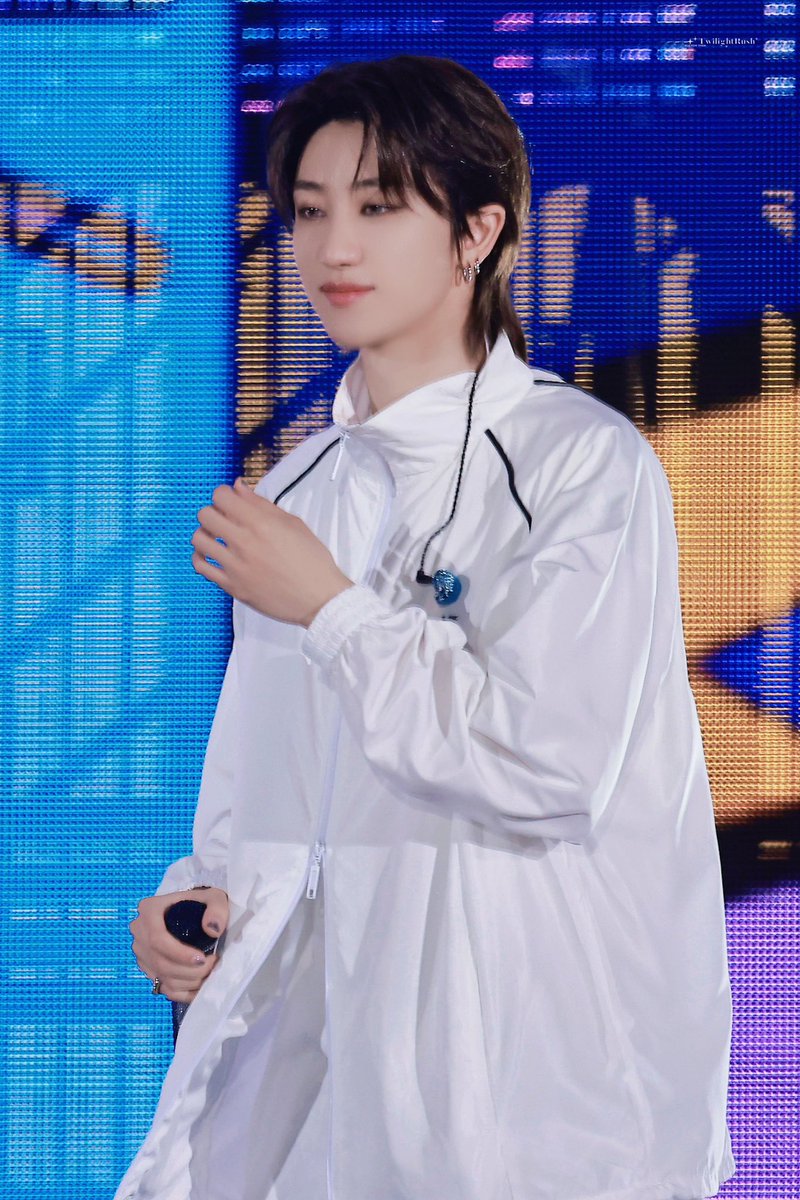 240518

#디에잇 #THE8 #Minghao
#서명호 #徐明浩 #ミンハオ
#세븐틴 #SEVENTEEN