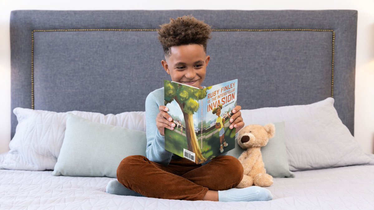 tinytempest's tweet photo. RUBY FINLEY VS. THE INTERSTELLAR INVASION, a middle grade sci-fi mystery adventure featuring a Black girl who loves science (especially bugs), is available in hardback, eBook, and audiobook.
ππ½ Join Ruby's adventure today ππ½
https://t.co/KZl0vmLbNF
#BlackGirlMagic #SheCanSTEM https://t.co/XofPFaDkzC
